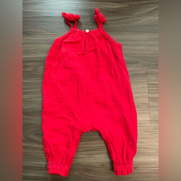 Old Navy Bright Red Kids Cotton Romper with Heart Details size 3-6 months - Picture 2 of 5